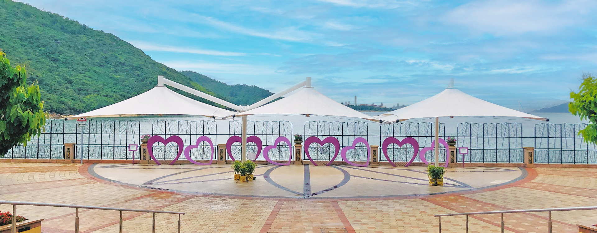 Discovery Bay Love Lock Promenade Umbrellas