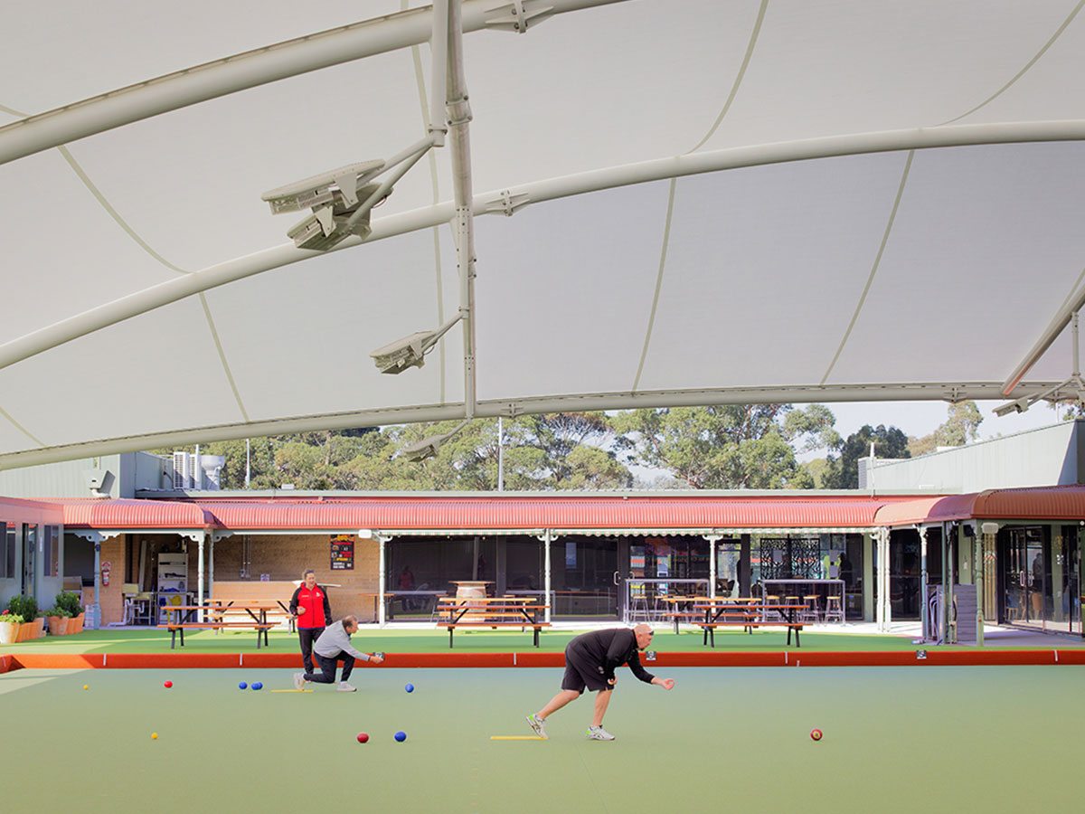 A MakMax bowling Green Canopy
