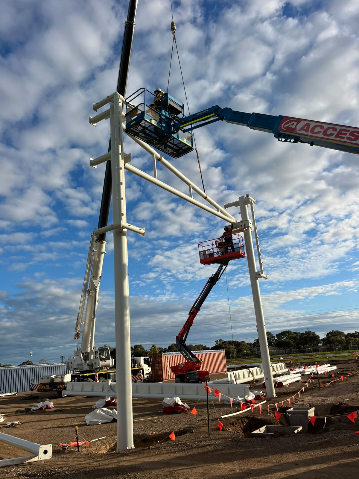 Installing columns for a tensile membrane school COLA